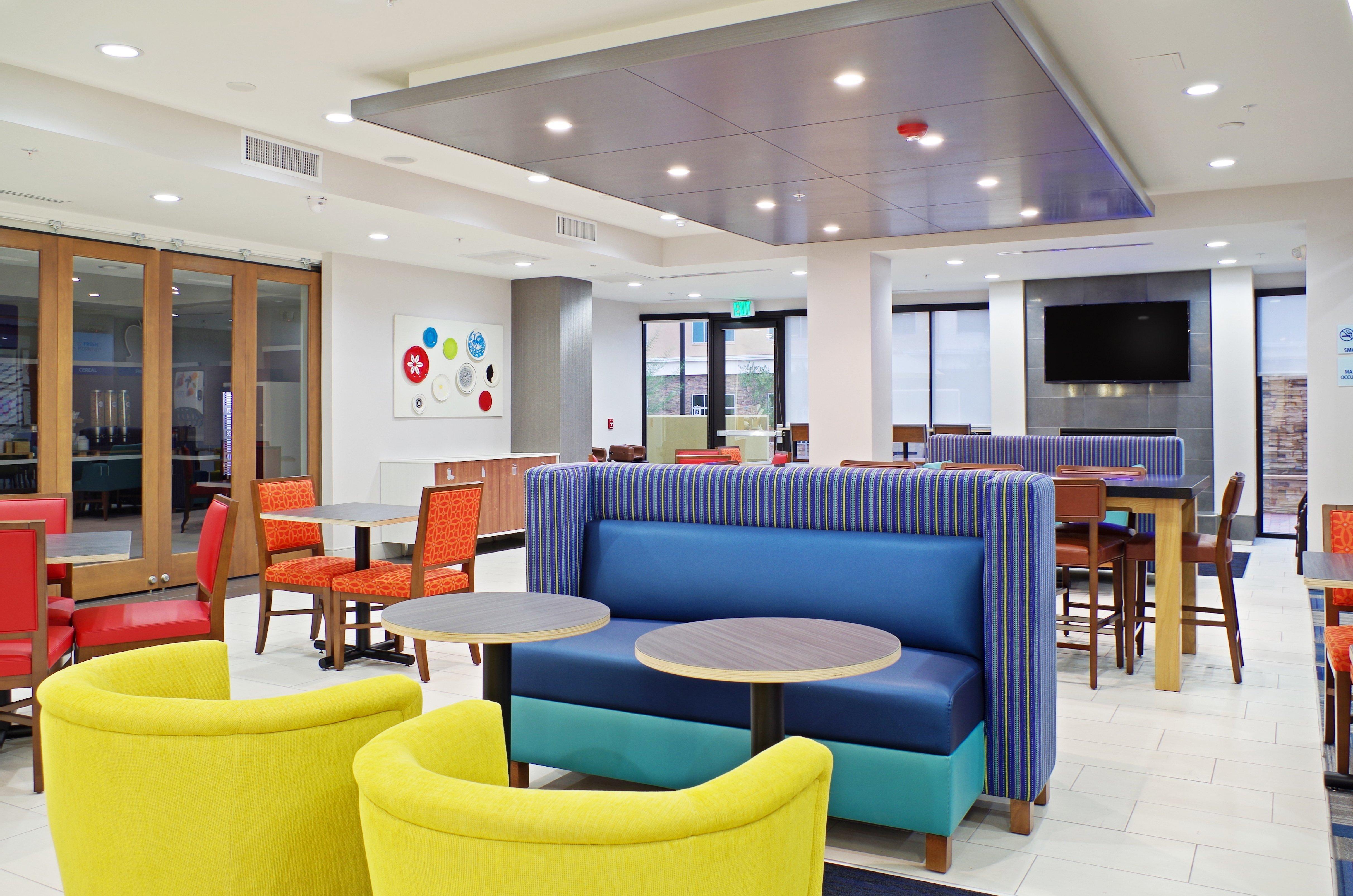 Holiday Inn Express & Suites - Phoenix North - Scottsdale By Ihg Exteriör bild